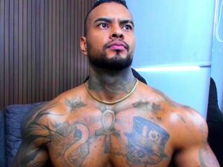 Darius Ions webcam model stream image