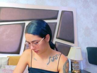 Nicole Esposito webcam model stream image