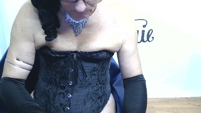 ValerieGlam webcam model stream image