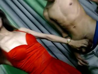 familystroke_twinny8 webcam model stream image