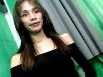 familystroke_twinny8 webcam model stream image