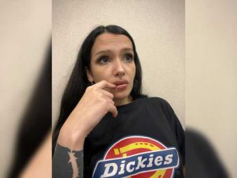 camillaa webcam model stream image