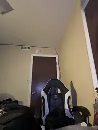 Bigdicktrick227 webcam model stream image