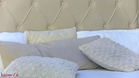 angelanniee webcam preview