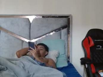 alexvsluisa webcam model stream image