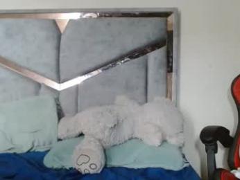 alexvsluisa webcam model stream image