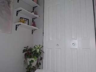 charleyhart webcam model stream image