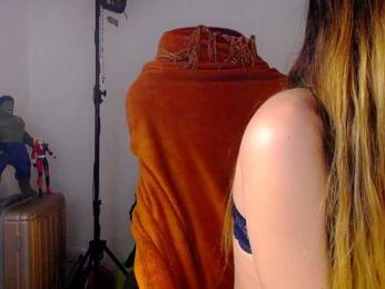 Rosmar_18 webcam bongacams model stream image