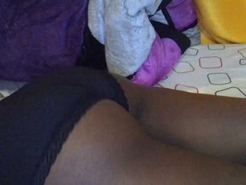 Sweetpie51 webcam bongacams model stream image