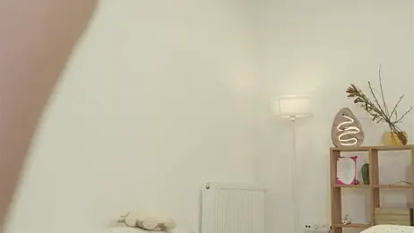 whisper_of_love webcam model stream image