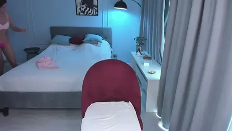 MayaNextDoor webcam model stream image