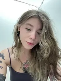 Mimiumuy webcam model stream image