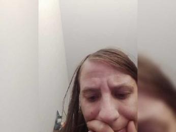 Lyuda7 webcam model stream image