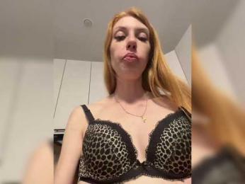 AnnaMaks12 webcam model stream image