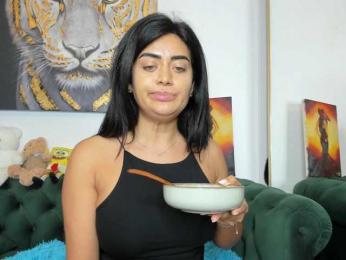 AnnaKarin webcam model stream image