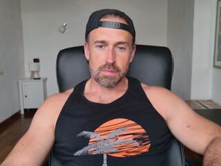 Robert Smiley webcam model stream image