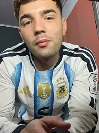 Gero2001arg webcam model stream image