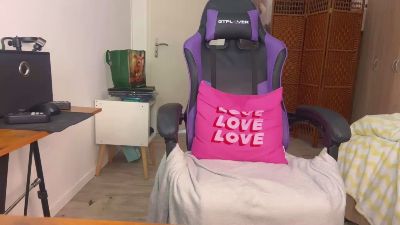 Caliiie_of webcam model stream image