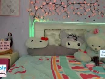 cobie_smoulders_ webcam chaturbate model stream image