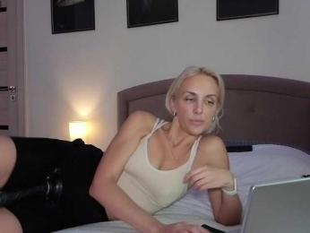 FemdomLadyMaria webcam model stream image