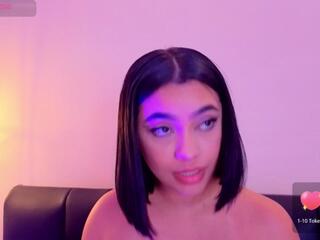 Chloe Monroeee webcam model stream image