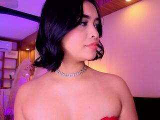 Chloe Monroeee webcam model stream image