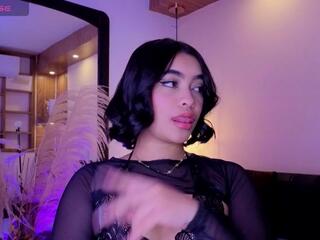 Chloe Monroeee webcam model stream image