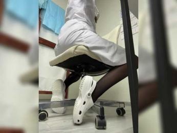 DokTor_Ada webcam model stream image