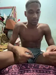 lisergio02 webcam stripchat model stream image