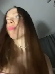 -SweetDi- webcam stripchat model stream image
