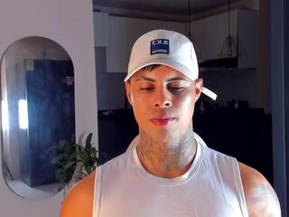Seth Bllack webcam flirt4free model stream image
