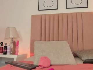 gahiabelucci webcam camsoda model stream image