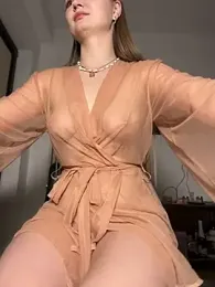 NickiLike webcam model stream image