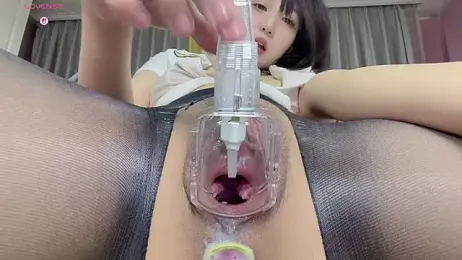 Yaya--728 webcam stripchat model stream image