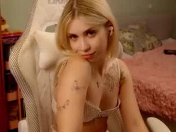 ho1yh01e webcam chaturbate model stream image