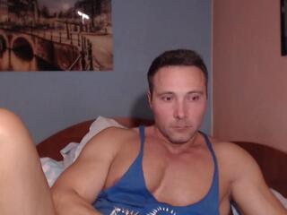Hunky Muscle webcam flirt4free model stream image