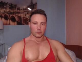Hunky Muscle webcam flirt4free model stream image