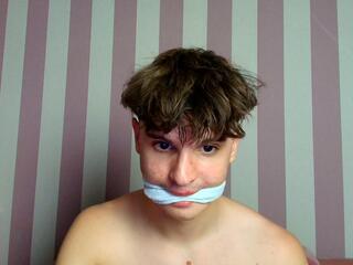 Armand Bubka webcam model stream image