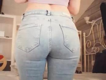 littleflowers webcam chaturbate model stream image