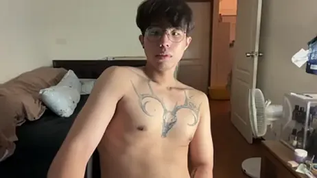Uzii_310 webcam model stream image