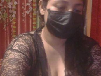 Naughtyladki webcam model stream image