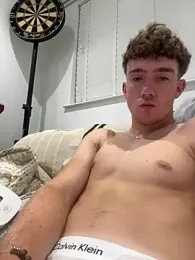HugoJSK2005 webcam model stream image