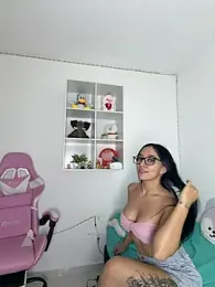 _Alicee_1 webcam model stream image