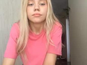 kristifelicien webcam model stream image