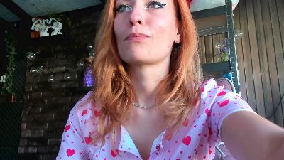 Karoline121 webcam model stream image