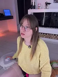 _nobara__ webcam model stream image