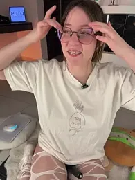 _nobara__ webcam model stream image