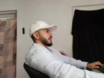 supermanboyxxl webcam model stream image