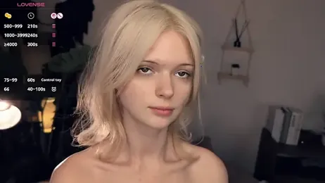 LaureMestler webcam stripchat model stream image