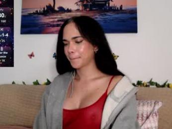luara_ webcam chaturbate model stream image